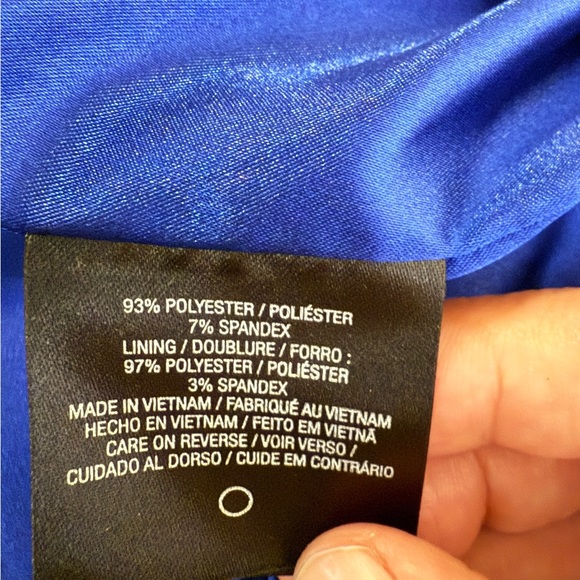 TAHARI NWT Floral Velvet Bomber Jacket with Silk Lining and Chain Zipper - Picture 8 of 8